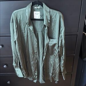 Abercrombie & Fitch Oversized Olive Button-Up Shirt